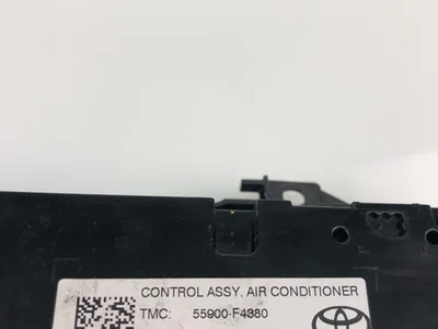 Toyota 55900-F4380 / 55900F4380 C-HR (_X1_) 2019 Contrôle automatique de la climatisation - Image 1