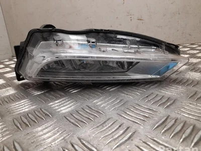 Seat 5F0 941 702 C / 5F0941702C ATECA (KH7) 2021 Projecteur antibrouillard - Image 1