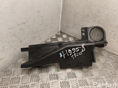 Renault 214982460R MASTER III Box (FV) 2019 Radiator trim - Image 1
