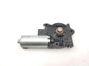 Audi 4M0.959.591, 10028299C / 4M0959591, 10028299C Q7 (4M) 2017 Moteur de toit coulissant