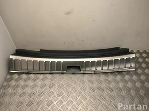 Polestar 80009816 4 2025 Panelė bagažinės spynos kilpos