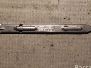 Volvo 30678340 XC70 II 2009 fixation pour phare