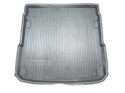 Audi 4KE061180 Q8 e-tron 2024 Kofferraumbelag - Bild 1