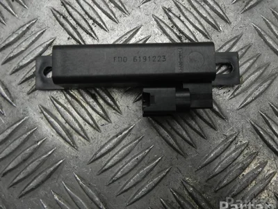 Nissan 6191223 LEAF (ZE1) 2021 Antenne - Image 1