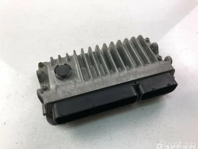 Toyota  89661-52N70 / 8966152N70 VERSO (_R2_) 2015 Unidad de control del motor - Imagen 1