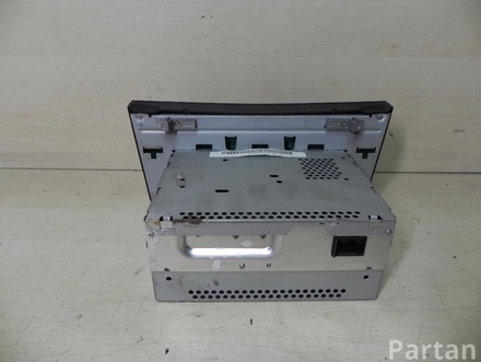 MERCEDES-BENZ A 211 820 08 79 / A2118200879 E-CLASS (W211) 2006 Radio unit