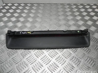 Mercedes-Benz A 222 906 72 03  / A2229067203 S-CLASS (W222, V222, X222) 2015 Feu de freinage - Image 1