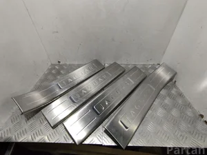 Jaguar AW9313200AE, AW93F13245BD, AW93F13244BD, AW9313201AE XJ (X351) 2013 plaque de seuil - panneau de seuil complect