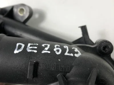 Volkswagen 03C121121D GOLF VI (5K1) 2011 Boîtier du thermostat - Image 1