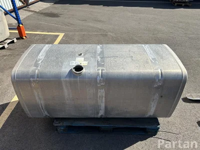 MAN Trucks 81122016949 TGX II 2020 Fuel tank 710L - Image 1