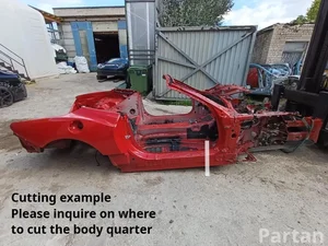 Ferrari 294390, 850888, 000DXE13, 27600 California 2015 Kėbulo ketvirtis dešinė priekis