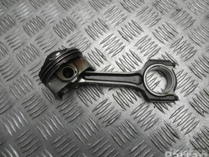 Ford RFCM5G6205EC FOCUS III Box Body / Hatchback 2017 Piston