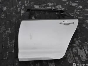 Toyota Paint code 1J6 / Paintcode1J6 COROLLA (E210) Estate 2019 Porte Left Rear