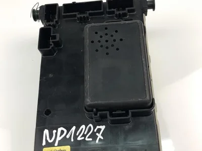 Ford 93BG-14K150-AD / 93BG14K150AD MONDEO II (BAP) 2000 Boîte à fusibles - Image 1