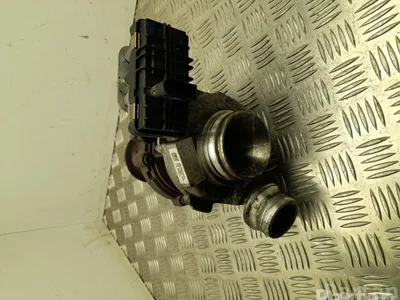 BMW 857921204 5 (G30) 2018 Turbocompresseur - Image 1