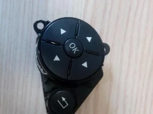 Mercedes-Benz A 204 821 01 51 / A2048210151 C-CLASS (W204) 2010 Bouton multifonction pour volant