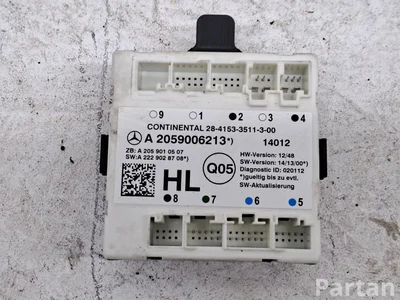 Mercedes-Benz A2059006213 KLASA C (W205) 2015 Sterownik drzwi z tyłu z lewej - Zdjęcie 1