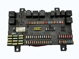 Renault Trucks 20568055 MAGNUM 1999 Sicherungskasten