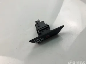 Toyota 15B060 RAV 4 III (_A3_) 2009 Éclairage d'urgence / interrupteur de danger