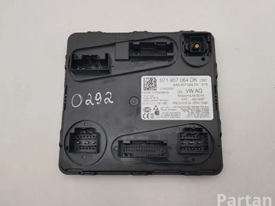 Porsche 971907064DK PANAMERA (971) 2018 Sterownik podwozia BCM FEM SAM BSI - Obraz 1