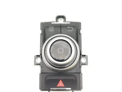 Maserati 670087463 LEVANTE 2017 Interface multimédia avec unité de contrôle - Image 1