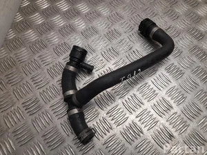 Mercedes-Benz A 447 501 67 01 / A4475016701 VITO Box (W447) 2025 Conducto del refrigerante