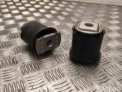 Audi 1K0505145H A3 (8P1) 2012 bonded rubber mounting - Image 1