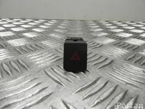 Nissan 288125472 X-TRAIL (T32_) 2016 Éclairage d'urgence / interrupteur de danger