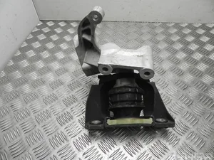 Volvo 31430490 S90 II 2019 Support / montage