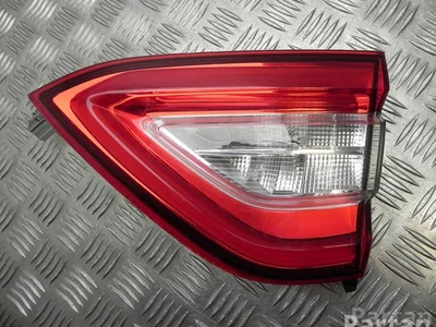 Maserati M161-MOBILE-DX, CCC150001, 20680204, I090028, E24 5118 / M161MOBILEDX, CCC150001, 20680204, I090028, E245118 LEVANTE 2019 Feu arrière USA - Image 1