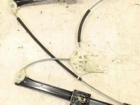 Bentley 4M0839461A BENTAYGA 2017 Lango pakėliklis kairysis galinis