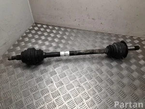 Mercedes-Benz A 447 350 35 01 / A4473503501 VITO Kasten (W447) 2025 Antriebswelle hinten links