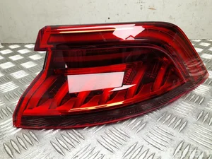 Audi 4M8 945 070 C / 4M8945070C Q8 e-tron 2020 Lampy tylne z prawej
