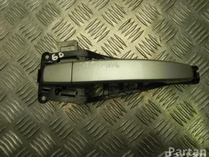 Opel 24463750 ZAFIRA B (A05) 2009 Poignée de porte