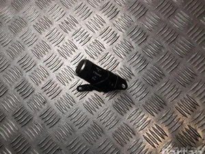 Lexus 75L872 UX (ZA10) 2021 Bouton de blocage du différentiel