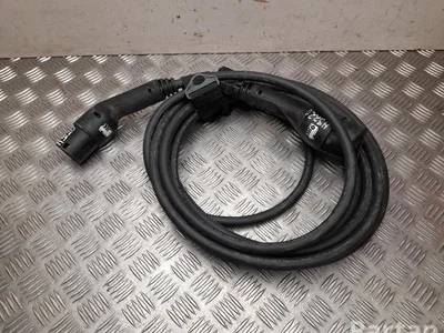 Tesla DEVC/T2/P3/32, 50620 / DEVCT2P332, 50620 Model Y 2022 Câble de charge du véhicule - Image 1