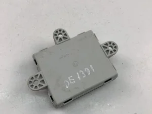 Volvo 31343044 V40 Наклонная задняя часть 2017 БУ двери