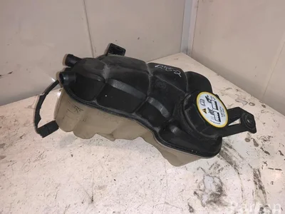 Volvo 6G91-8K218-D2L / 6G918K218D2L XC60 2010 Vase d'expansion du liquide de refroidissement - Image 1