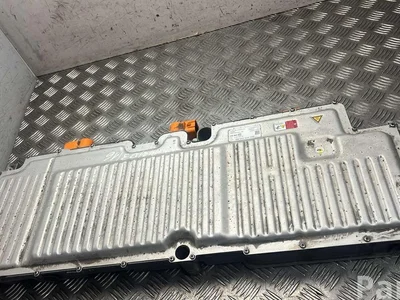 Audi 95C915233AG Q6 e-tron Sportback (GFN) 2024 Inverter w/converter - Image 1