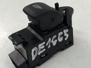 Volvo 31394840 V40 Наклонная задняя часть 2017 Выключатель электростекло подъемника