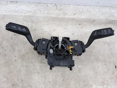 Ford GN1514A664,  GN1514A664AB / GN1514A664, GN1514A664AB Focus IV (HN) 2021 Levier /interrupteur de lumière courte longue - Image 1