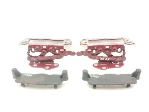 Mercedes-Benz A2048800828, A2048800728 CLS (C218) 2013 Charnière