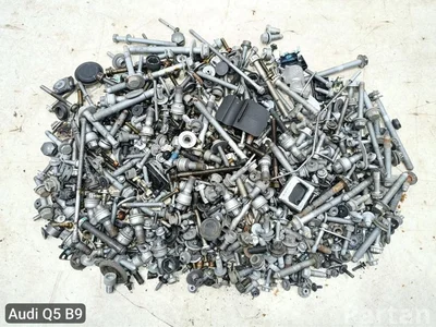Audi Q5 (FY) 2018 śruba zestaw - Zdjęcie 1