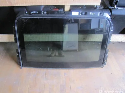 BMW 722 875 6 / 7228756 5 Touring (F11) 2012 Toit ouvrant - Image 1