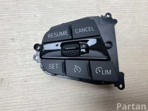 BMW E31076100 3 (G20) 2020 Vairo mygtukai