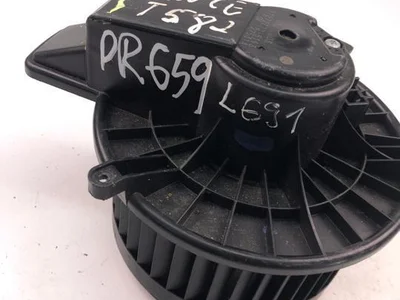 Volkswagen S8843003 ROUTAN 2011 Ventilateur d'intérieur - Image 1