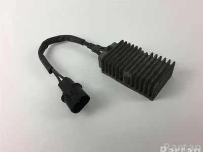 Mitsubishi MR258228 GALANT VI Estate (EA_) 2003 Unités de contrôle - Image 1