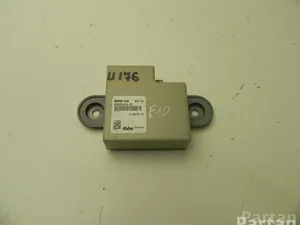 BMW 6935024 5 (F10) 2012 Amplificateur d'antenne