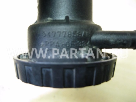 MINI 04777858AB MINI (R50, R53) 2003 Thermostat Housing