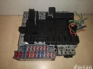 Volvo 8651547 V70 II (SW) 2001 Sicherungkasten